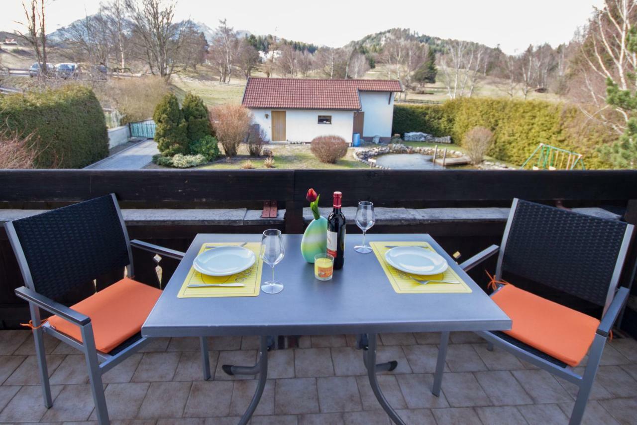 Wessely Am Golfplatz Appartement *